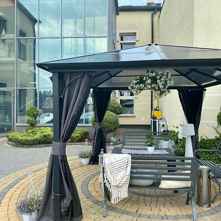 Apartamenty I Pokoje „Pod Jedynka” Konstantynów Łódzki Eksteriør billede